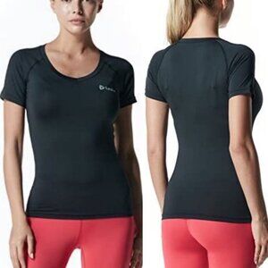 Tesla Black Short Sleeve V-Neck‎ Athletic T-Shirt Size Medium Tee Top Sweat Wick